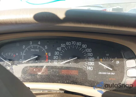 1999 Buick Park Avenue z USA, uszkodzony, nr VIN 1G4CW52K0X4627335